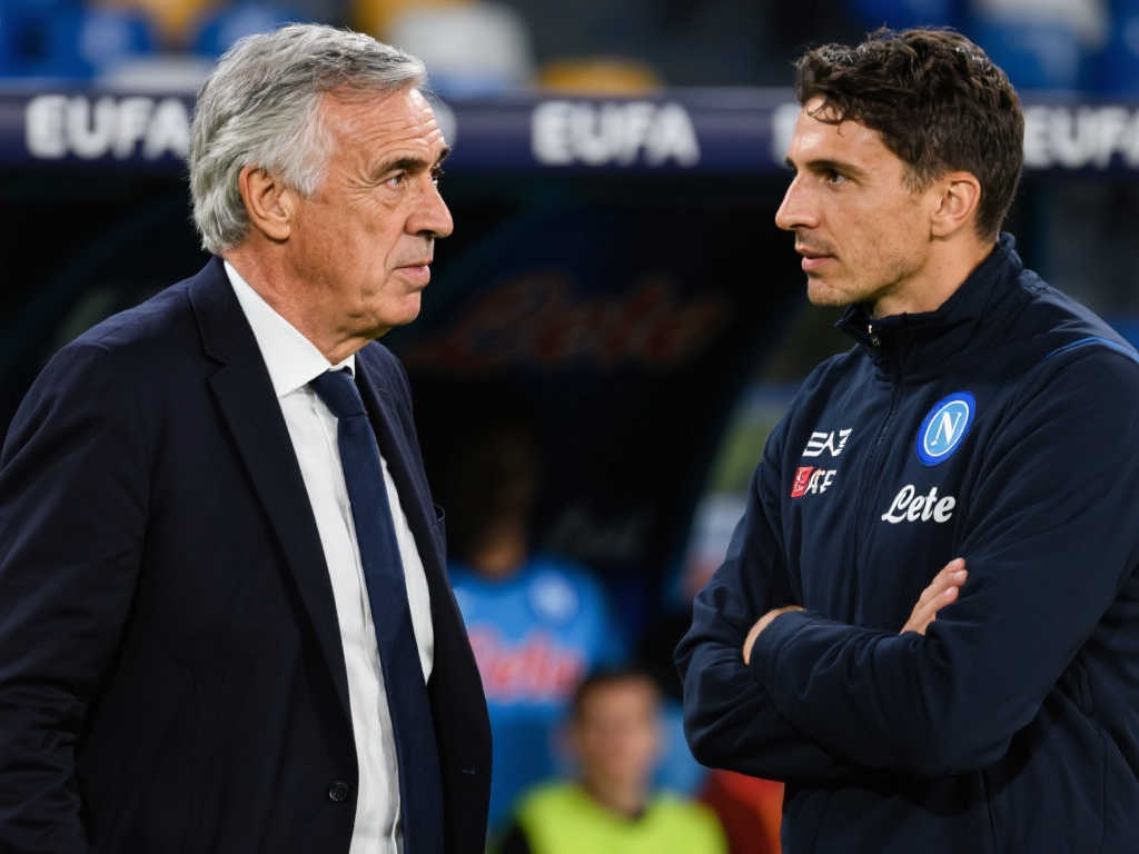 蓄势待发 蓄势待发